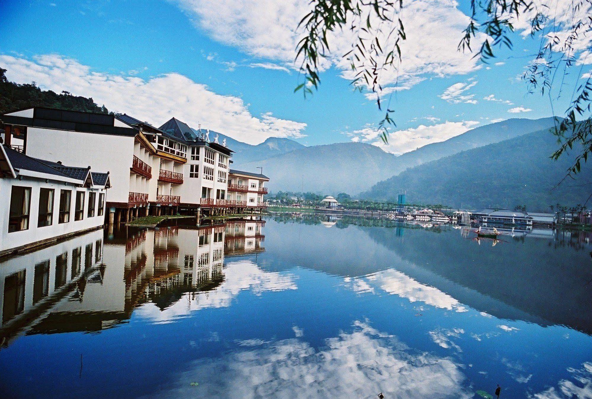 Lakeside Resort Nantou Extérieur photo